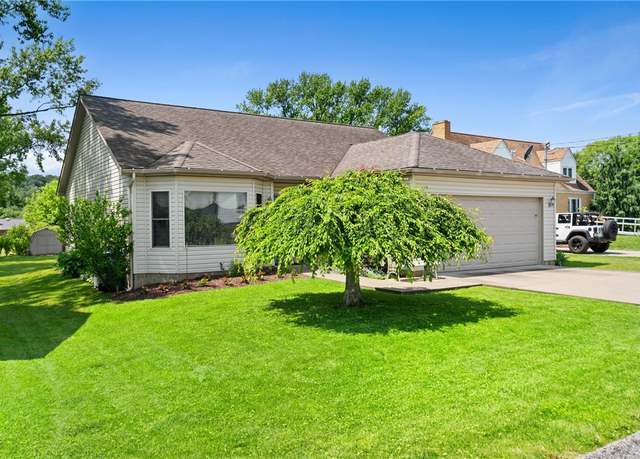 Property at 3028 Wachter Ave, Lower Burrell, PA 15068, 3 beds, 2 baths