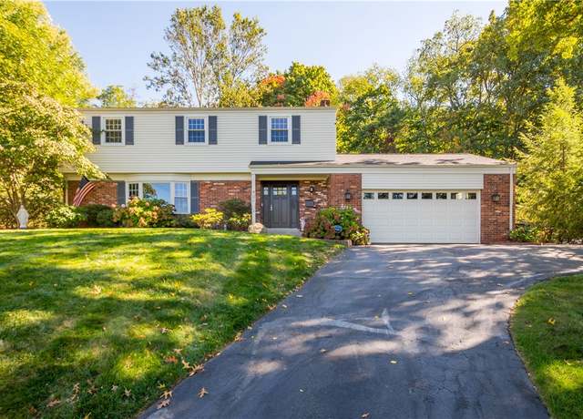 Property at 2457 Giant Oaks Dr, Upper St. Clair, PA 15241, 4 beds, 2.5 baths