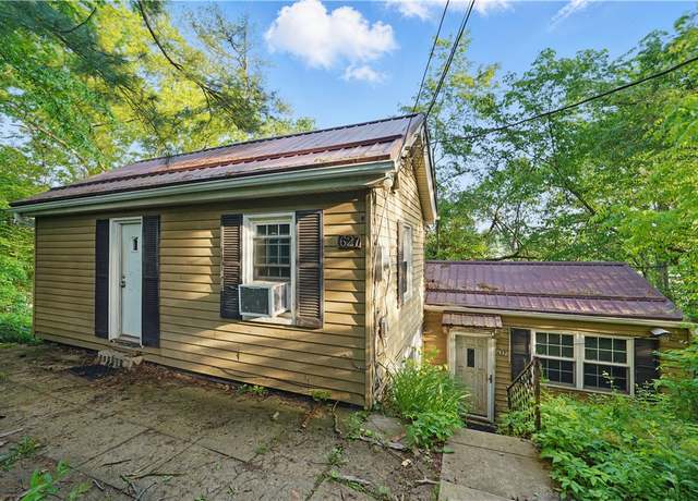 Property at 627 Seminary Ave, South Fayette, PA 15071, 3 beds, 1 bath