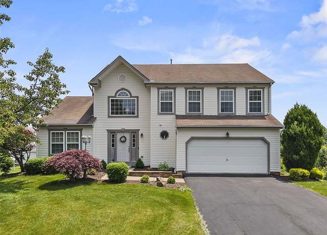 Property at 1615 Lilac Ln, Moon/crescent Twp, PA 15046, 3 beds, 3.5 baths