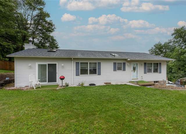 Property at 37 Green Oak Dr Unit B, Kennedy Twp, PA 15108, 3 beds, 1.5 baths