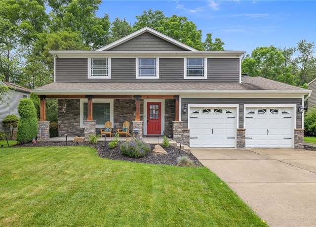 Property at 1016 Barnsley Dr, South Park, PA 15129, 4 beds, 3 baths