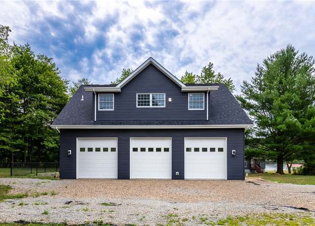 Property at 402 Sunset Rd, Lake Stonycreek, PA 15541, 3 beds, 2 baths