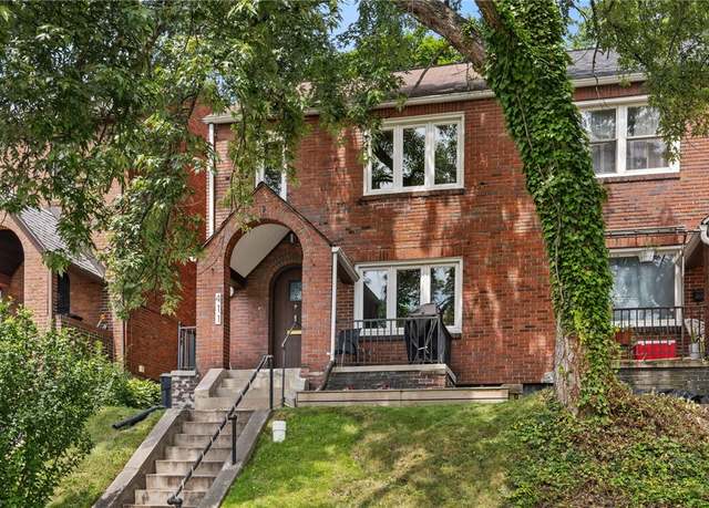Property at 411 N Homewood Ave, Point Breeze, PA 15208, 3 beds, 1 bath