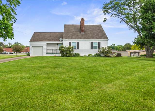 Property at 3601 Sharon Rd, West Middlesex Boro, PA 16159, 4 beds, 2 baths