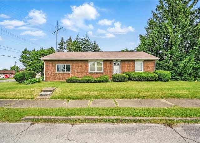 Property at 1140 Crowder Ave, Sharon, PA 16146, 3 beds, 1 bath