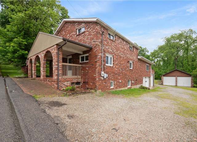 Property at 2728 Gould Dr, South Park, PA 15129, 5 beds, 2.5 baths