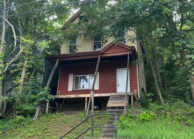 Property at 2726 Merwyn Ave, Sheraden, PA 15204, 3 beds, 1 bath