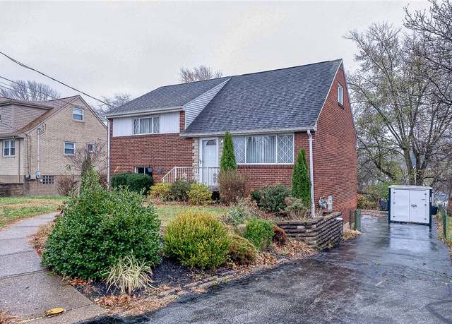 Property at 609 Regency Dr, Plum Boro, PA 15239, 3 beds, 2 baths