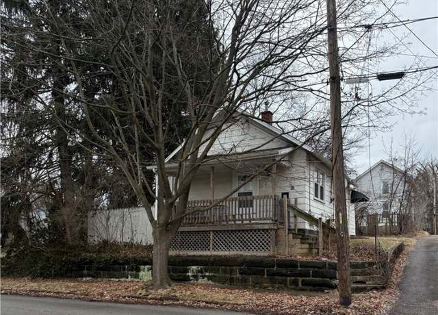 Property at 92 2nd Ave, Sharon, PA 16146, 1 bed, 1 bath