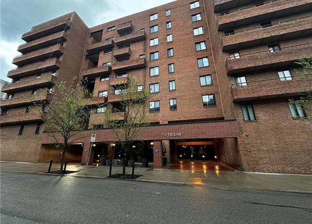 Property at 307 S Dithridge Unit 801/901, Oakland, PA 15213, 2 beds, 2.5 baths