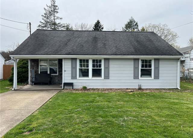 Property at 118 Florida Dr, Lower Burrell, PA 15068, 3 beds, 1 bath