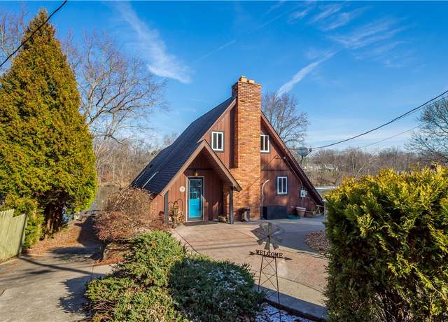 Property at 300 Lakeside Drive North, North Strabane, PA 15317, 4 beds, 3 baths