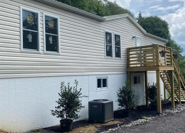 Property at 82 Sparta, Morris Twp, PA 15329, 3 beds, 2 baths