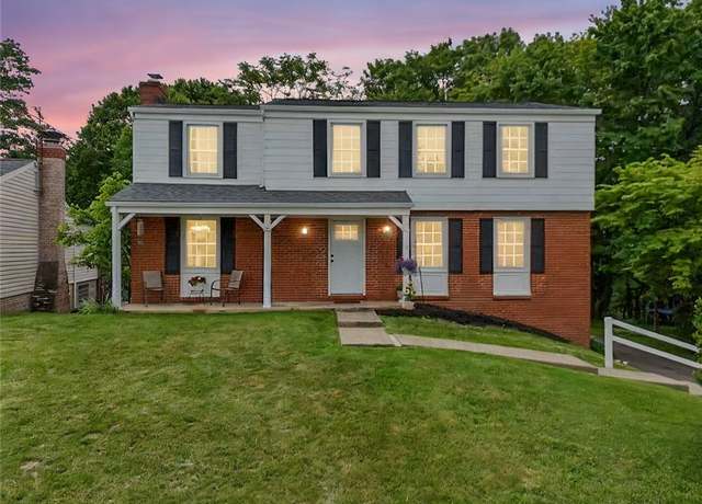 Property at 240 Wallingford Dr, Ross Twp, PA 15237, 4 beds, 2.5 baths