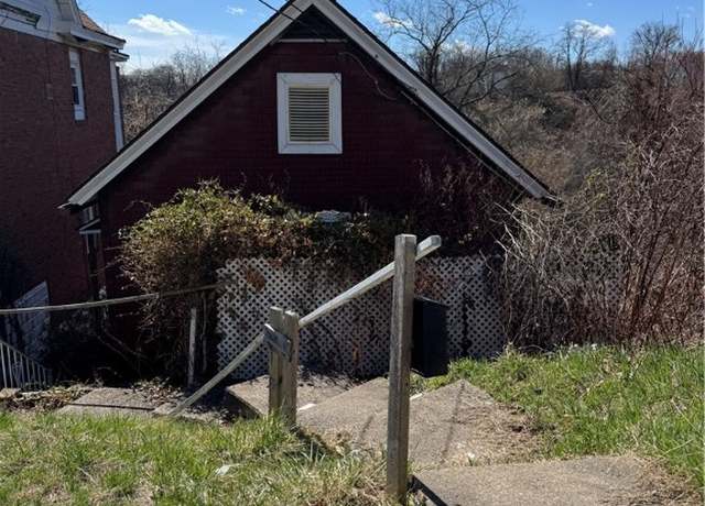 Property at 204 Waddell Ave, Clairton, PA 15025, 1 bed, 1 bath