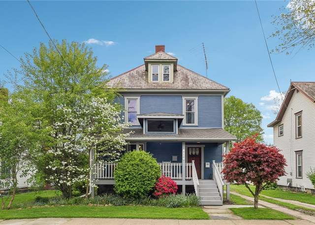 Property at 418 Stewart Ave, Grove City Boro, PA 16127, 5 beds, 2.5 baths