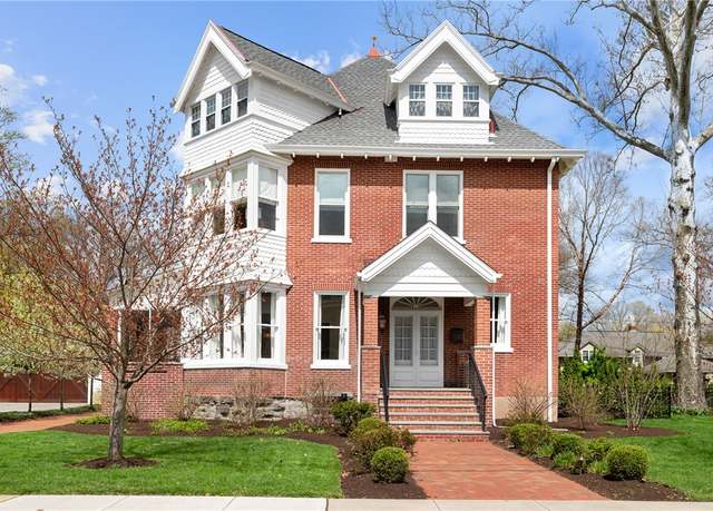 Property at 213 Chestnut Rd, Edgeworth, PA 15143, 5 beds, 3.5 baths