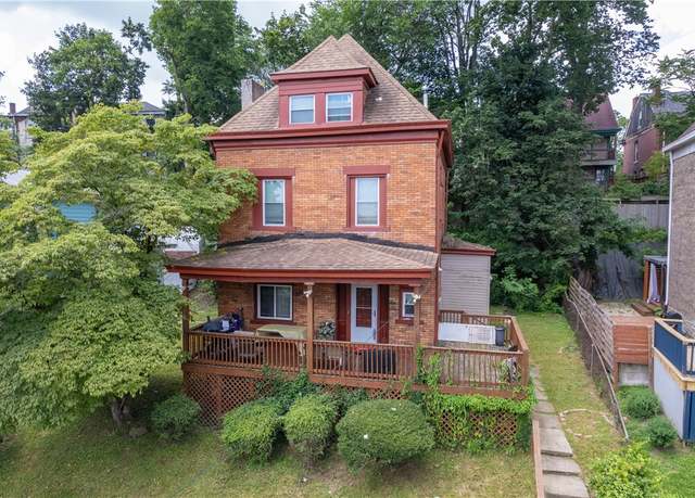 Property at 109 Watson Blvd, Perry Hilltop, PA 15214, 4 beds, 2 baths