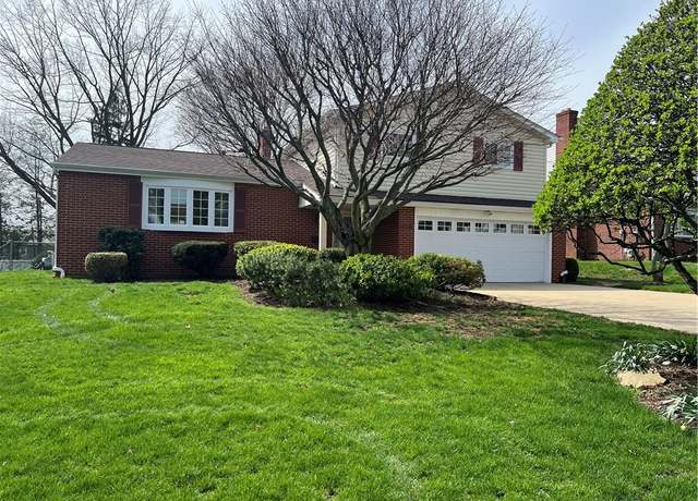 Property at 482 Dakota Dr, Lower Burrell, PA 15068, 4 beds, 2.5 baths