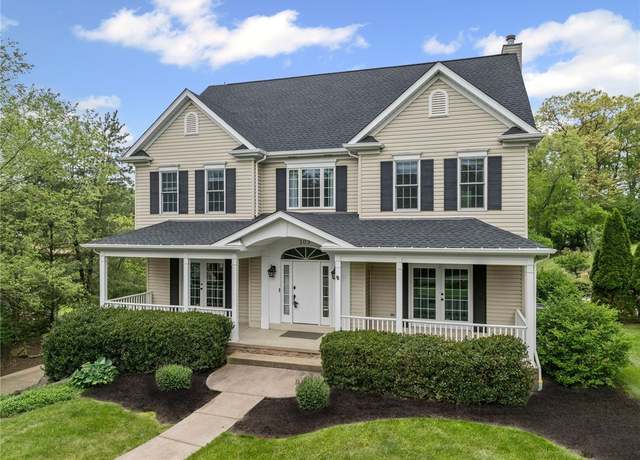 Property at 103 Ridgemont Dr, Cranberry Twp, PA 16066, 4 beds, 3 baths