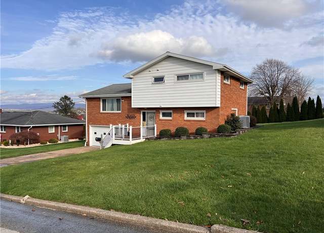Property at 341 W 1st Ave, Latrobe, PA 15650, 3 beds, 2.5 baths