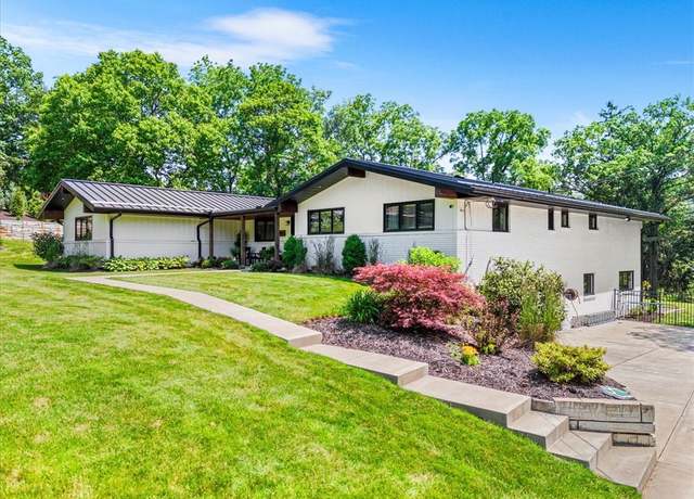 Property at 201 Seegar Rd, Upper St. Clair, PA 15241, 5 beds, 5 baths