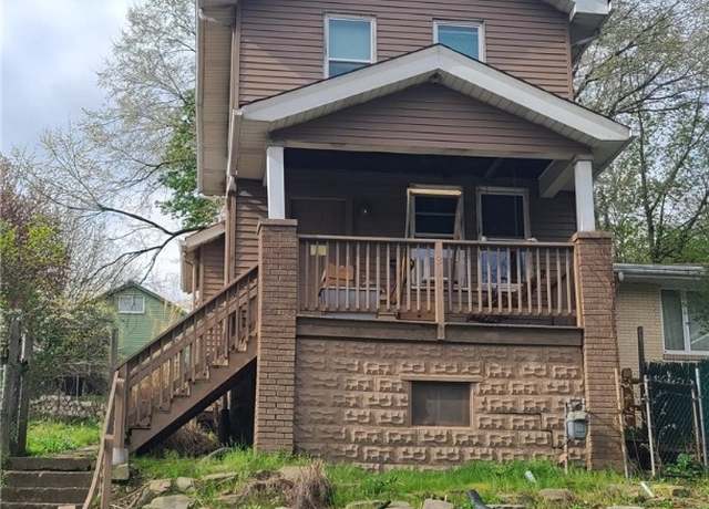 Property at 211 Hickory St, Mckees Rocks, PA 15136, 2 beds, 1 bath
