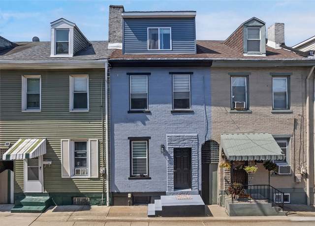 Property at 106 44th St, Lawrenceville, PA 15201, 3 beds, 2.5 baths