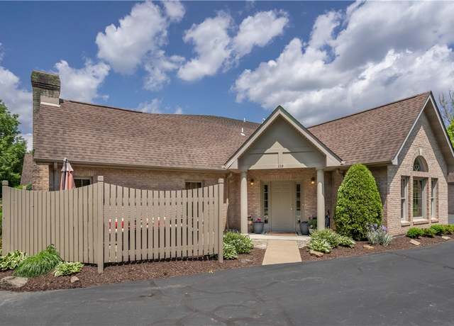 Property at 339 Village Green Dr, Peters Twp, PA 15317, 3 beds, 2.5 baths