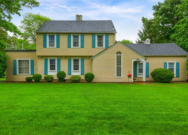 Property at 408 N Madison Ave, Grove City Boro, PA 16127, 4 beds, 2.5 baths