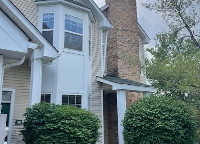 Property at 1521 Eagle Pointe Dr, Cecil, PA 15317, 2 beds, 2 baths