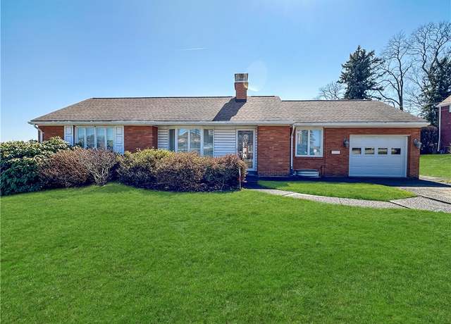 Property at 215 Commonwealth Ave, West Mifflin, PA 15122, 2 beds, 1.5 baths