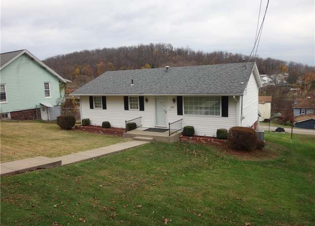 Property at 207 Ann St, Brownsville, PA 15414, 3 beds, 1 bath