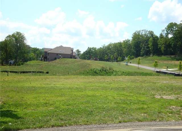 Property at 400 Forest Estates Dr, Upper St. Clair, PA 15241