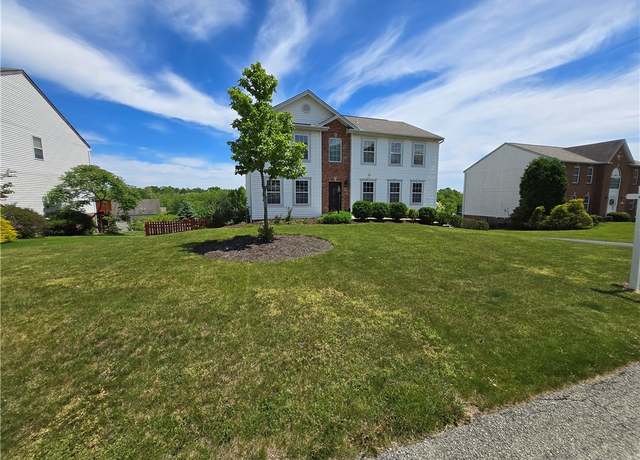 Property at 4929 Apple Ridge Dr, Hampton, PA 15101, 4 beds, 3.5 baths
