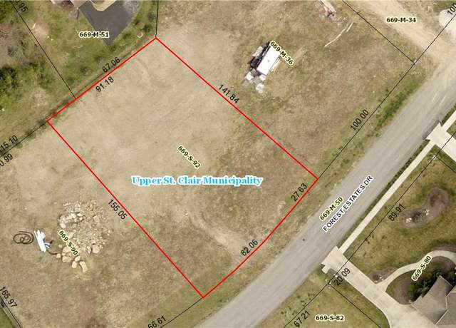 Property at 425 Forest Estates Dr, Upper St. Clair, PA 15241