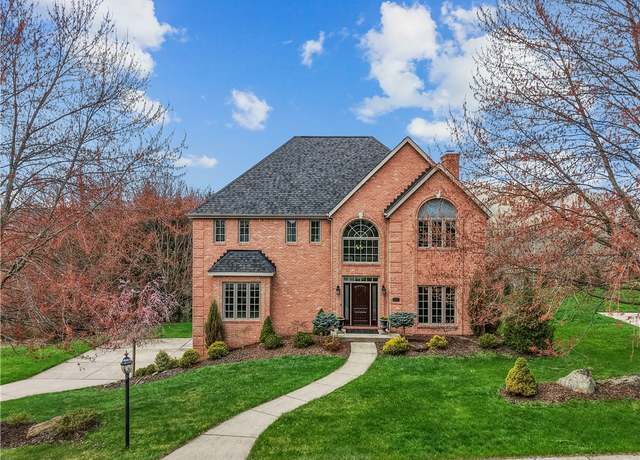 Property at 9910 Le Grand Dr, Mccandless, PA 15090, 4 beds, 3.5 baths