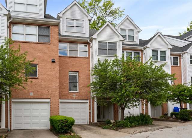 Property at 164 Rockwell Ln, Edgewood, PA 15218, 4 beds, 3.5 baths