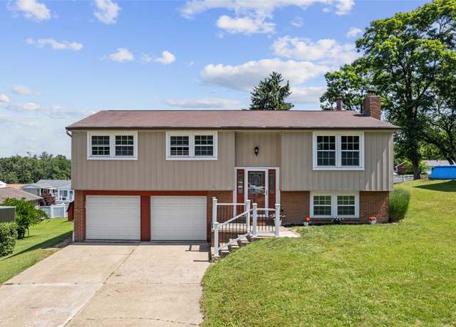 Property at 147 Ridgewood Dr, Economy, PA 15042, 3 beds, 2.5 baths