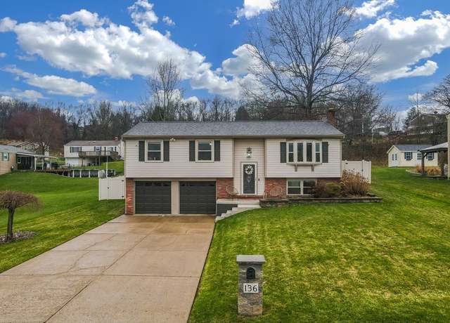 Property at 136 Ridgewood Dr, Economy, PA 15042, 3 beds, 2.5 baths