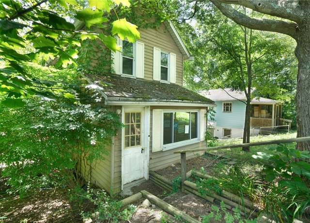 Property at 502 Main St, Twp Of But Sw, PA 16045, 2 beds, 1 bath