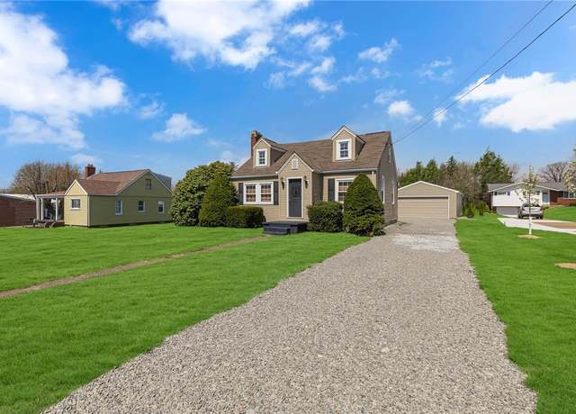 Property at 125 Baker Rd, Center Twp - Bea, PA 15061, 4 beds, 1.5 baths
