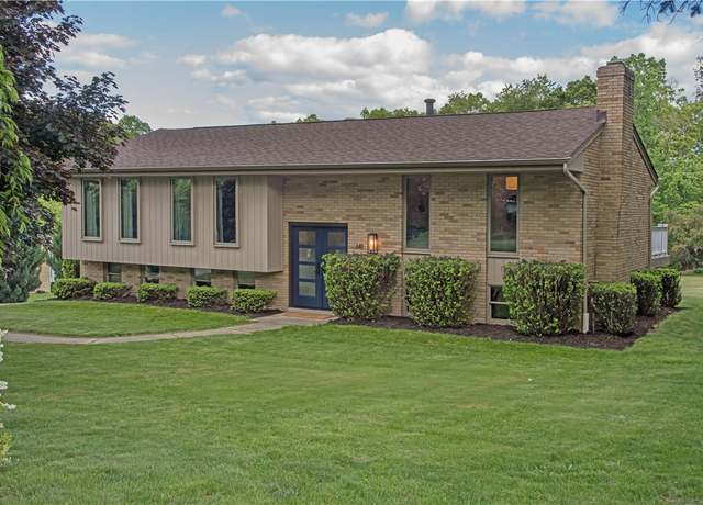 Property at 141 N Pine Cir, Pine Twp - Nal, PA 15044, 3 beds, 2.5 baths