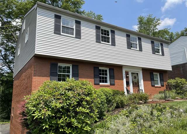Property at 1332 Hazenwood Dr, Monroeville, PA 15146, 5 beds, 2.5 baths