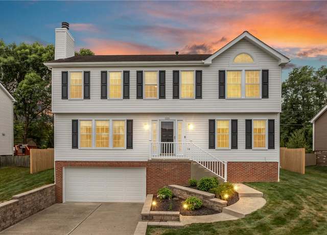 Property at 125 Clearbrook Dr, Cranberry Twp, PA 16066, 3 beds, 2.5 baths