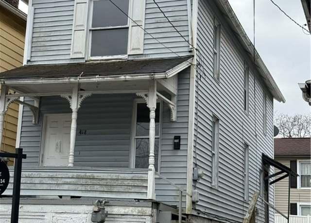 Property at 418 E Division St, New Castle/5th, PA 16101, 3 beds, 1.5 baths
