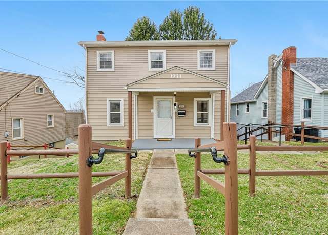 Property at 1944 Addison Ave, West Mifflin, PA 15122, 3 beds, 3 baths