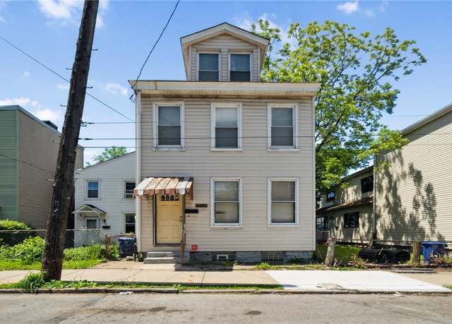Property at 2921 Shadeland Ave, Marshall Shadeland, PA 15212, 3 beds, 1.5 baths