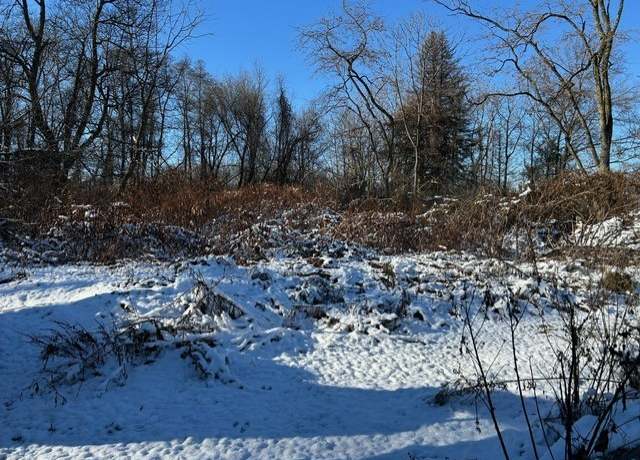 Property at 113 Mercury Dr, Moon/crescent Twp, PA 15108